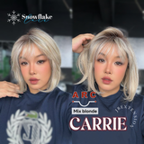 [PRE-ORDER] JBEXTENSION 11 Inches Short Hair Mix Blonde Pre-Cut Arc Snowflake Lace Frontlace Glueless Wig with Bangs CARRIE MIX BLONDE【BENDY EAR TABS】
